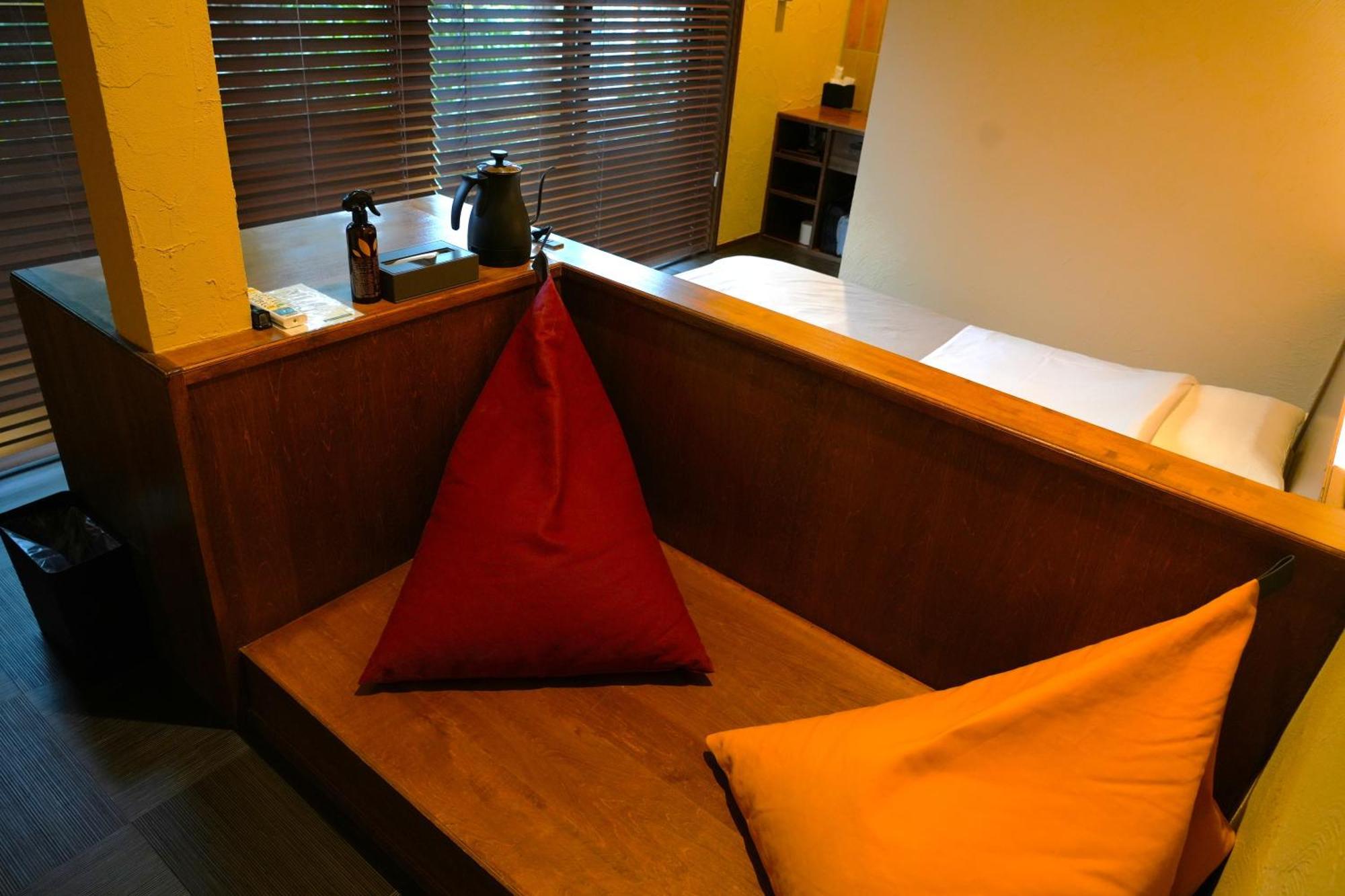 Rohen Hakoneyumoto Hostel Buitenkant foto